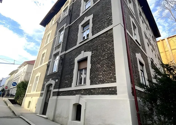 Zehnhaus * Bratislava