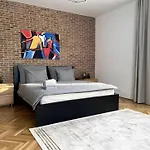 Zehnhaus شقة براتسيلافا